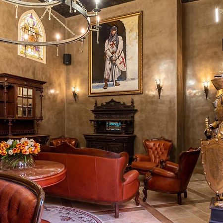 Alchemist Residence Von Goldenburg Belashtitsa Εξωτερικό φωτογραφία