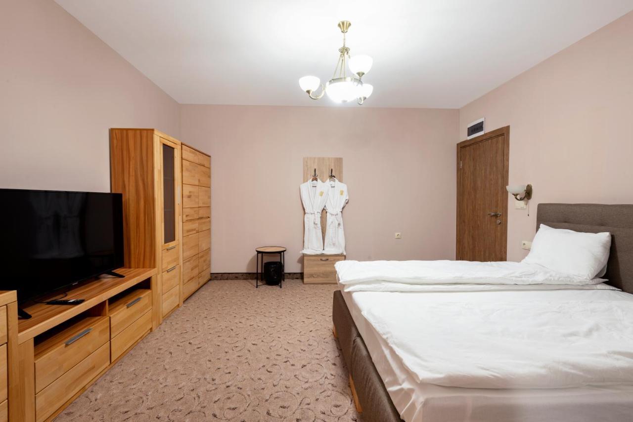 Alchemist Residence Von Goldenburg Belashtitsa Εξωτερικό φωτογραφία