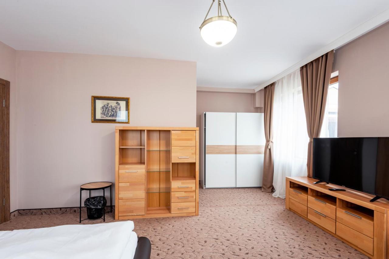 Alchemist Residence Von Goldenburg Belashtitsa Εξωτερικό φωτογραφία