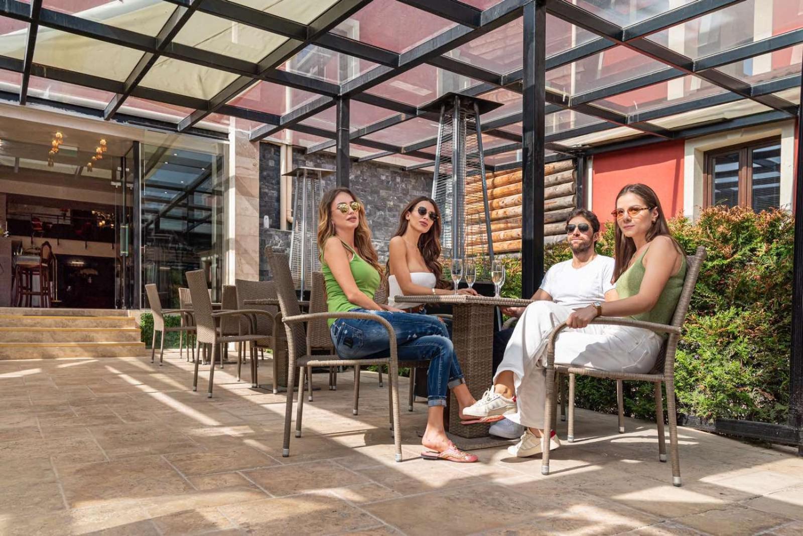 Alchemist Residence Von Goldenburg Belashtitsa Εξωτερικό φωτογραφία